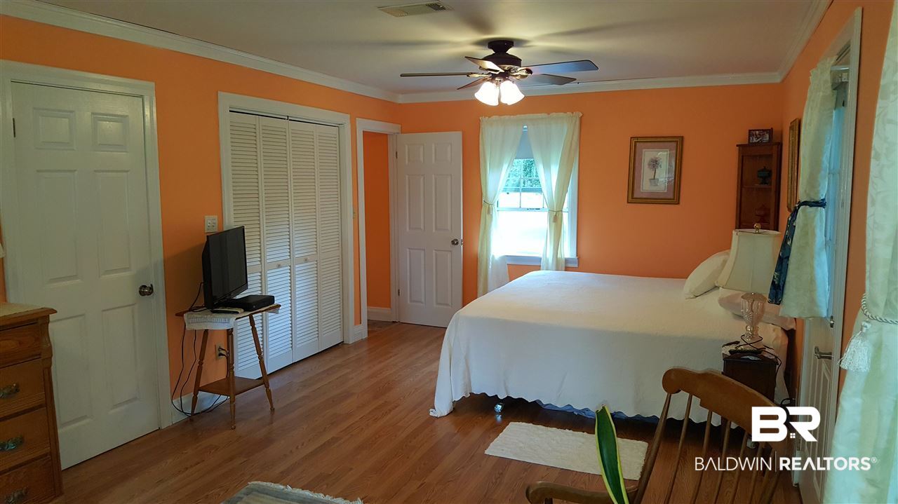 22080 Price Grubbs Road Robertsdale, AL 36567 - Photo 16 of 35