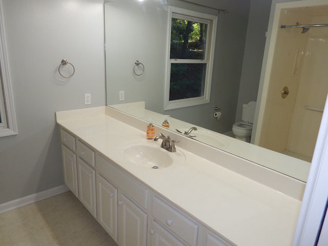 201 Red Cardinal Road Seneca, SC 29672 - Photo 30 of 33