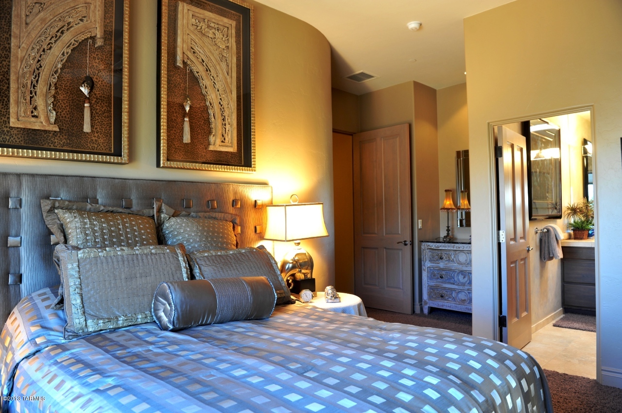 12172 North Copper Spring Trail Oro Valley, AZ 85755 - Photo 21 of 32