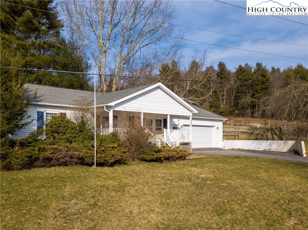 461 Don Hayes Road Boone, NC 28607 - Photo 4 of 21 Gallery Image 4