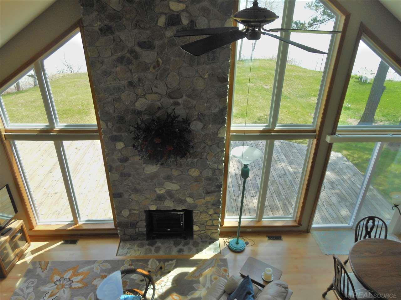 3990 Lakeshore Road Deckerville, MI 48427 - Photo 25 of 33 31379739-29.JPG