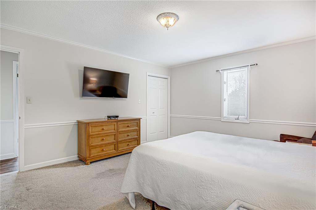 923 Gallimore Dairy Road High Point, NC 27265 - Photo 22 of 43