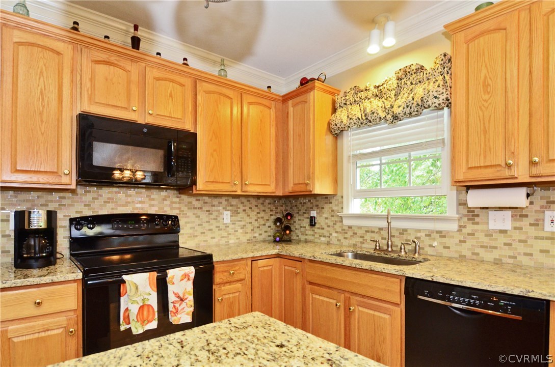 713 Biggin Pond Road Midlothian, VA 23114 - Photo 8 of 23 Gallery Image 8