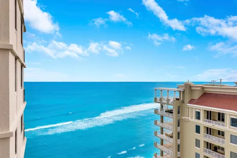 $759,000 | 5380 North Ocean Drive, Unit 20B, Singer Island, FL 33404