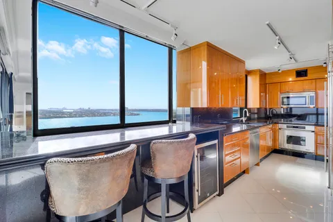 $759,000 | 5380 North Ocean Drive, Unit 20B, Singer Island, FL 33404