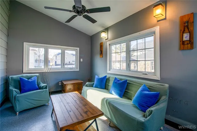 $1,999,999 | 624 Buffalo Avenue, Niagara Falls, NY 14303