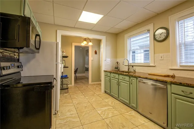 $1,999,999 | 624 Buffalo Avenue, Niagara Falls, NY 14303