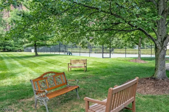 $449,900 | 10 Smith Manor Boulevard, Unit 105, West Orange, NJ 07052