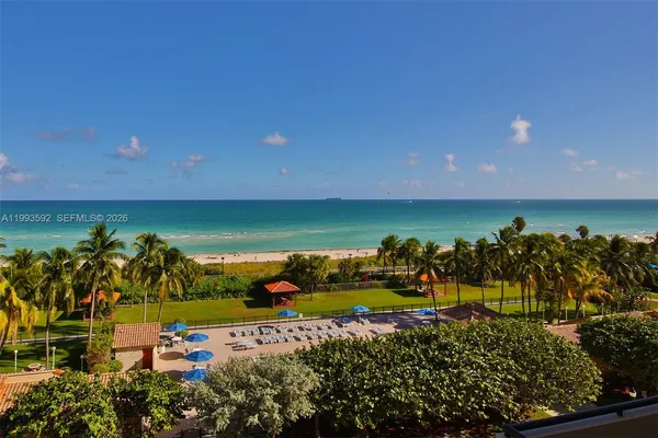 $4,500 | 2555 Collins Avenue, Unit 703, Miami Beach, FL 33140