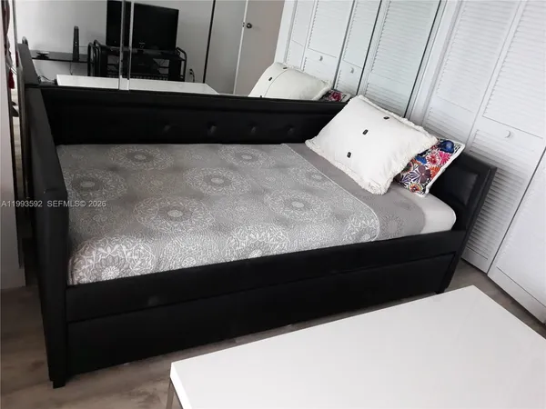 $4,500 | 2555 Collins Avenue, Unit 703, Miami Beach, FL 33140