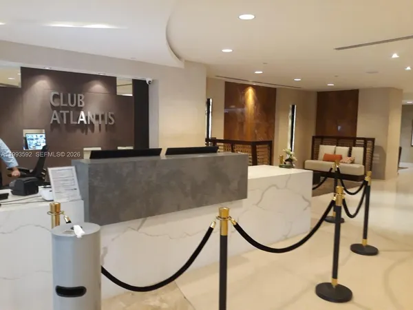 $4,500 | 2555 Collins Avenue, Unit 703, Miami Beach, FL 33140