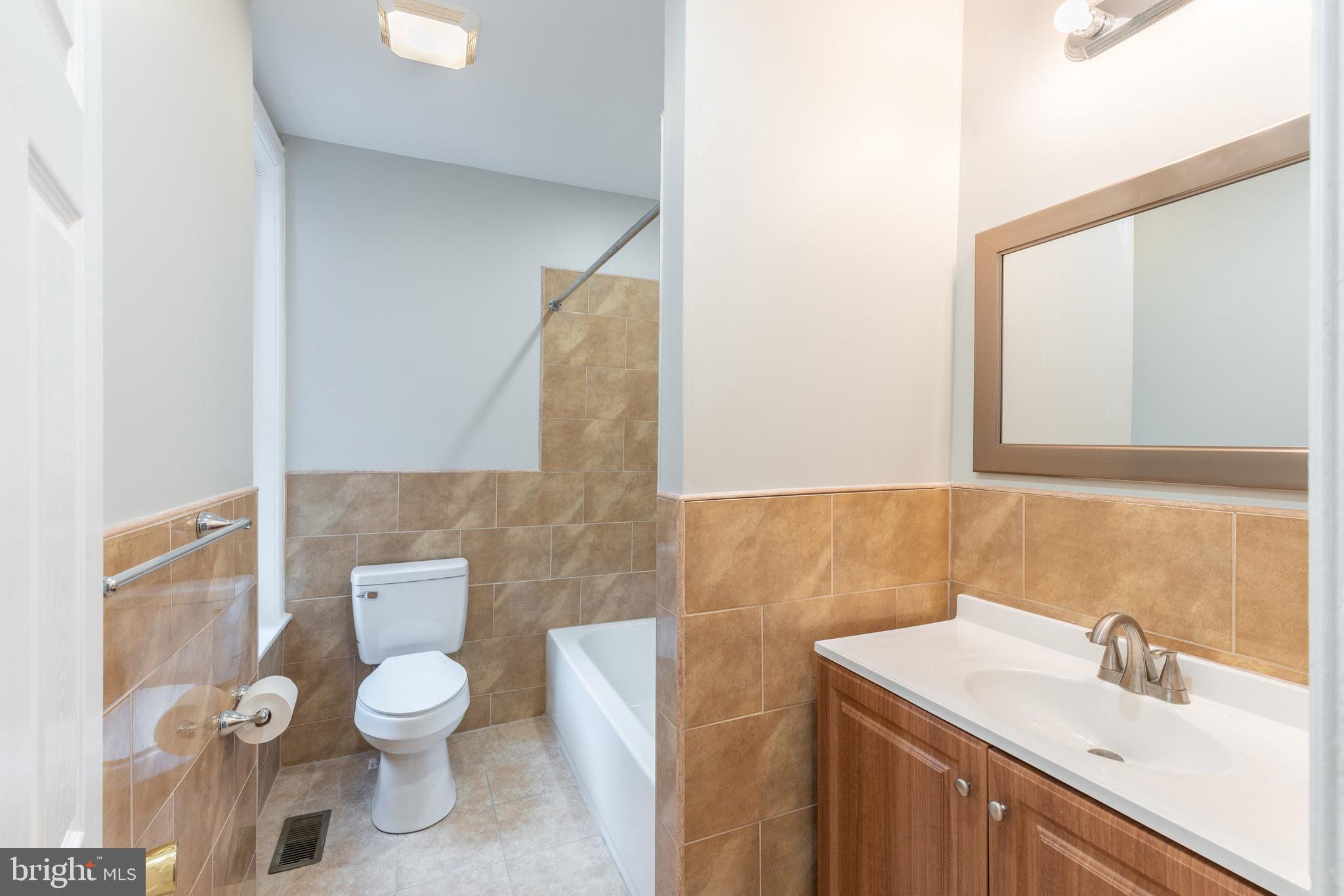 749 Marlyn Road Philadelphia, PA 19151 - Photo 16 of 35
