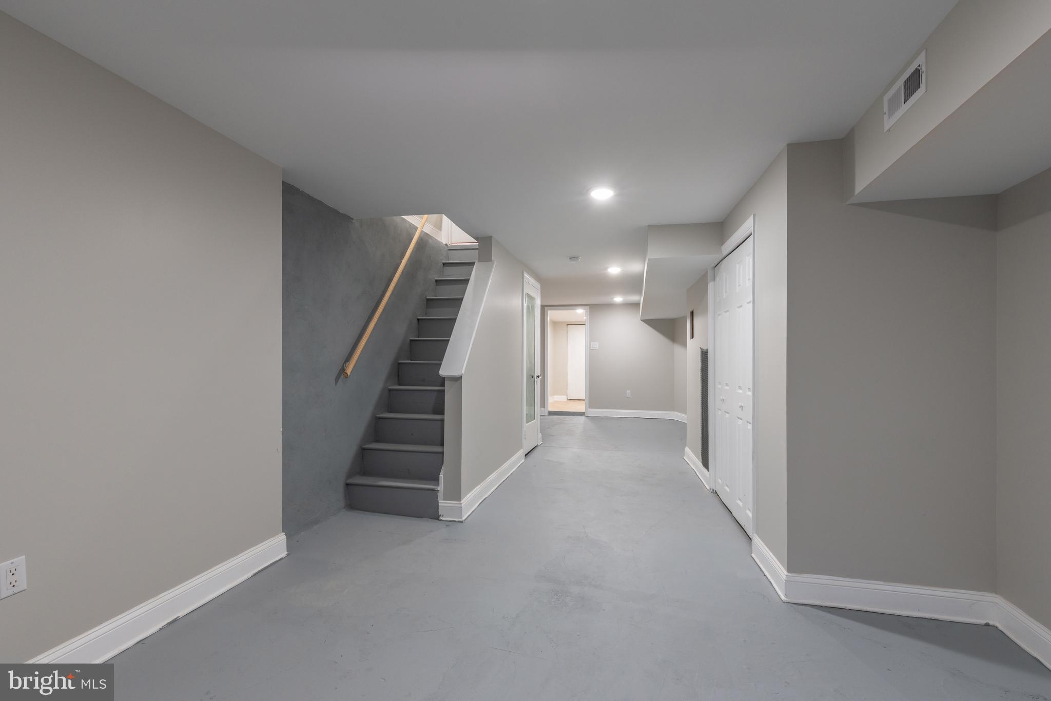 749 Marlyn Road Philadelphia, PA 19151 - Photo 18 of 35