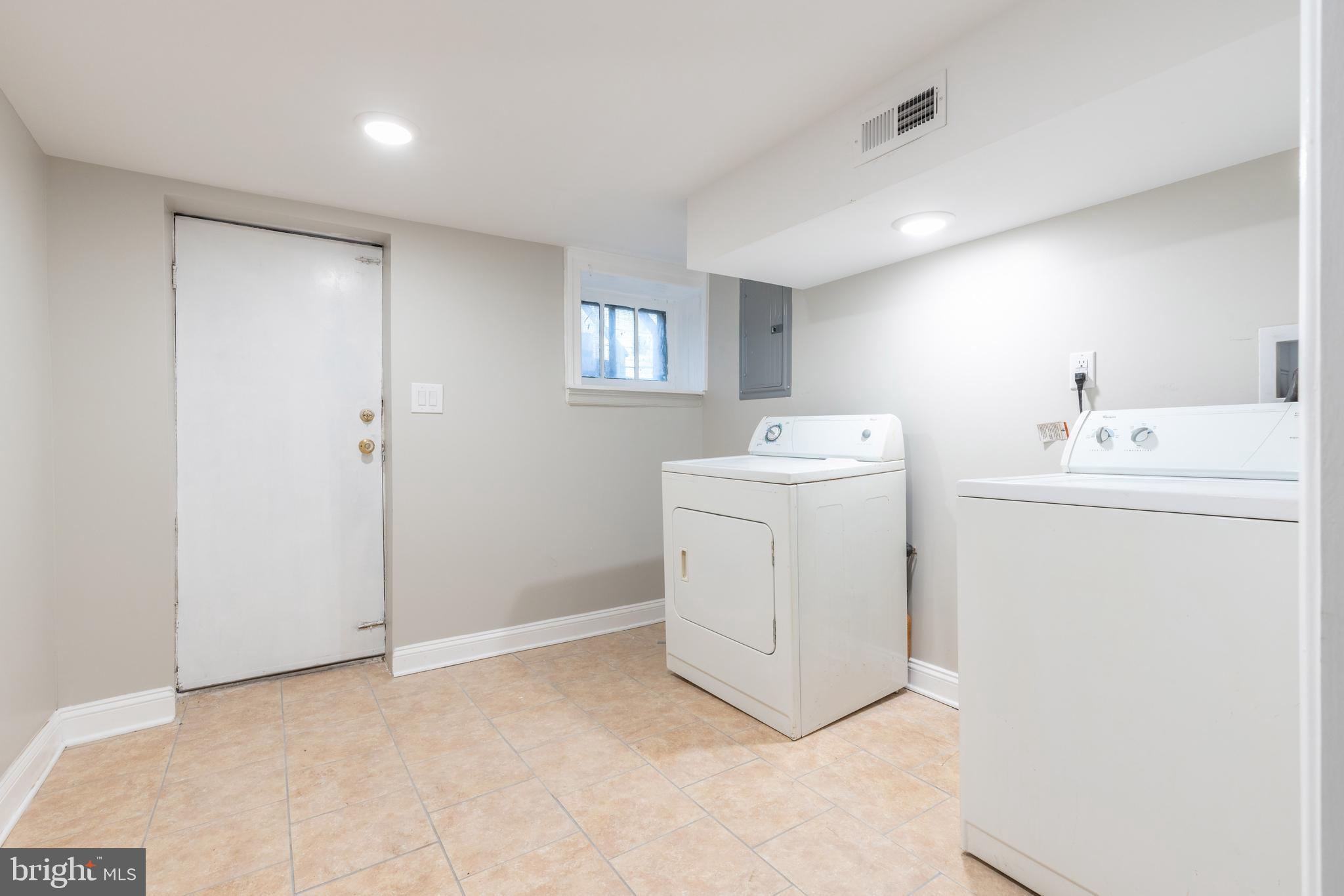 749 Marlyn Road Philadelphia, PA 19151 - Photo 25 of 35