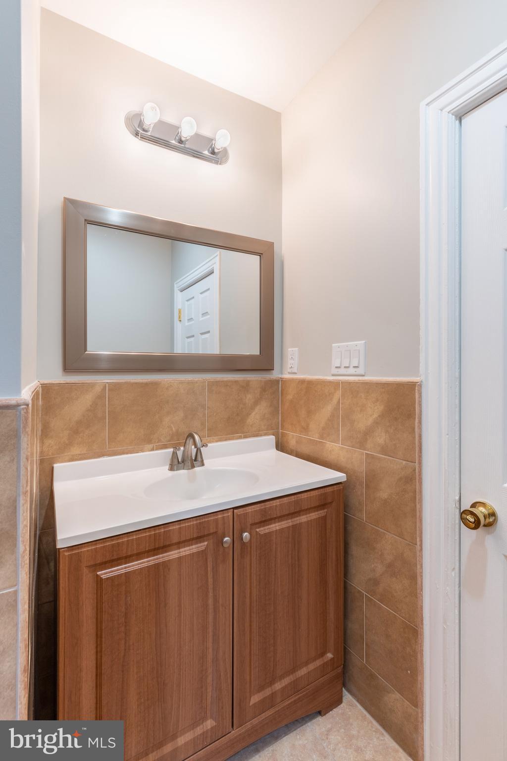749 Marlyn Road Philadelphia, PA 19151 - Photo 28 of 35