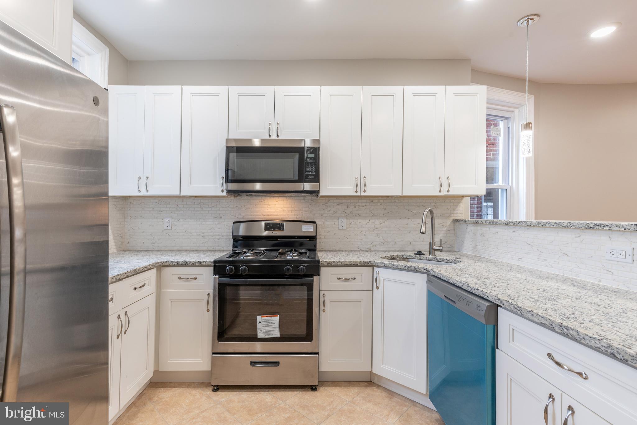 749 Marlyn Road Philadelphia, PA 19151 - Photo 9 of 35