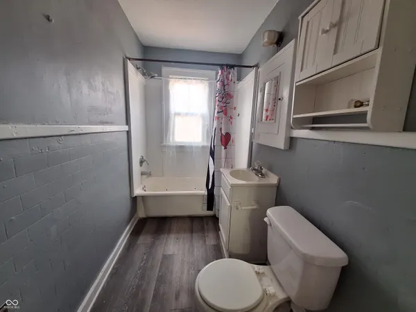 $1,195 | 334 Dequincy Street, Indianapolis, IN 46201