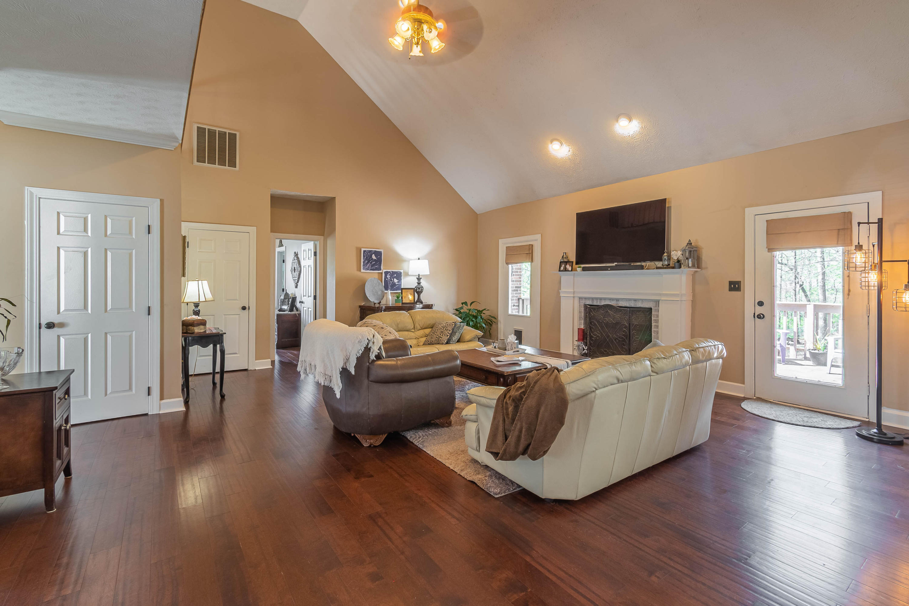 106 Redwood Road Clinton, TN 37716 - Photo 7 of 37 106 Redwood Rd Clinton TN-print-007-003-