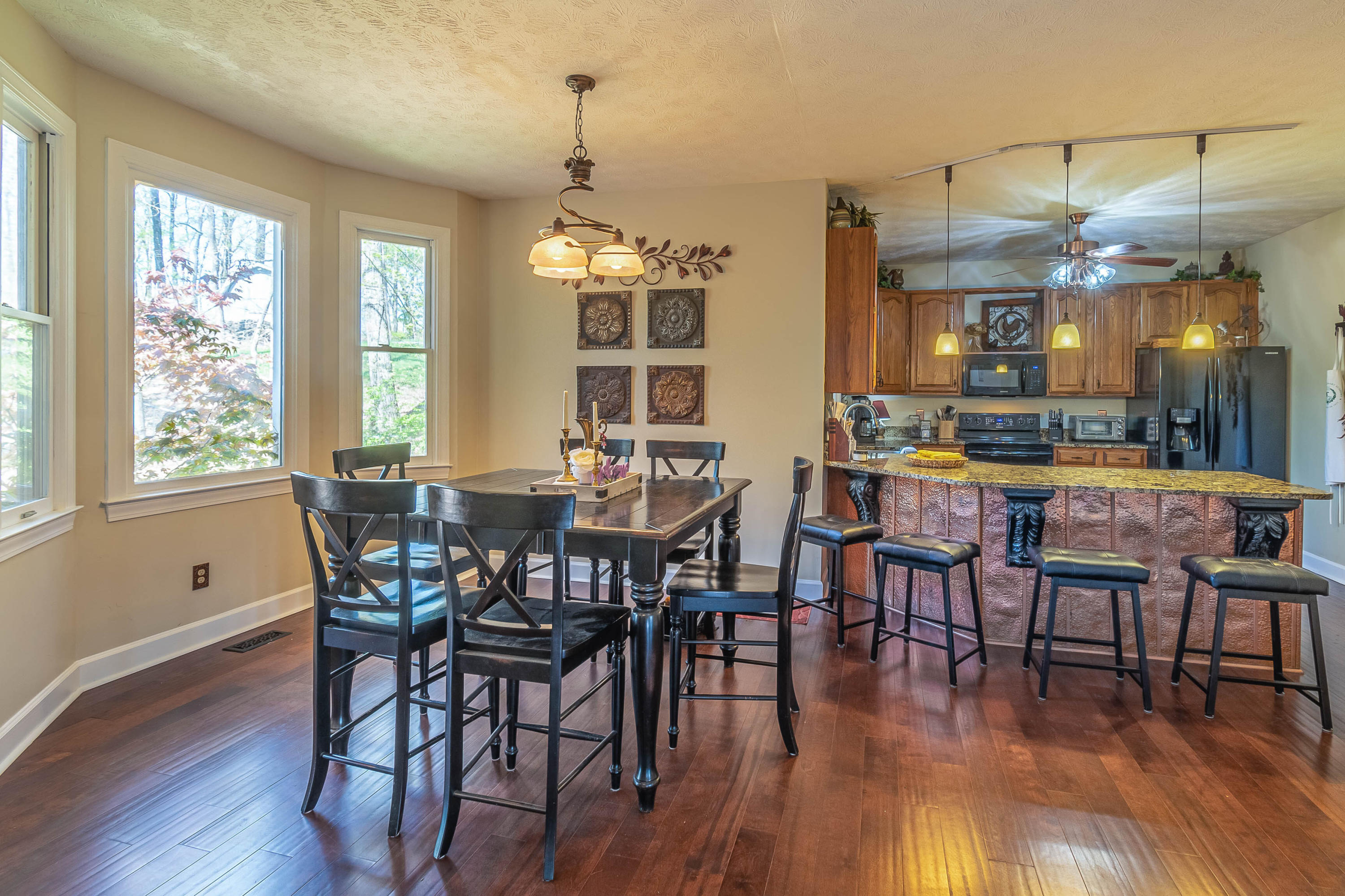 106 Redwood Road Clinton, TN 37716 - Photo 9 of 37 106 Redwood Rd Clinton TN-print-009-009-