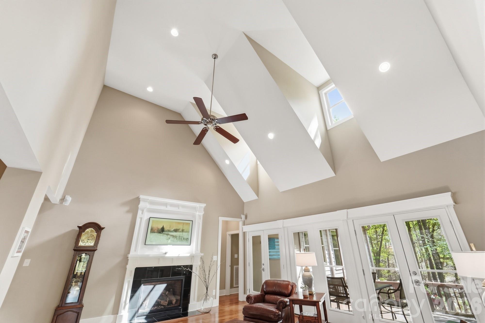 2370 Valelake Road York, SC 29745 - Photo 12 of 48