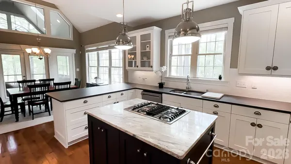 $1,275,000 | 2370 Valelake Road, York, SC 29745