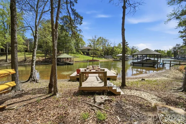 $1,275,000 | 2370 Valelake Road, York, SC 29745