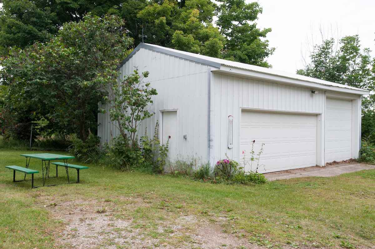 3077 Kroupa Road Traverse City, MI 49686 - Photo 6 of 61 1837873-5.JPG