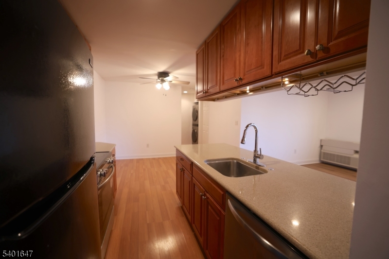 70 Eton Way Somerset, NJ 08873 - Photo 7 of 18