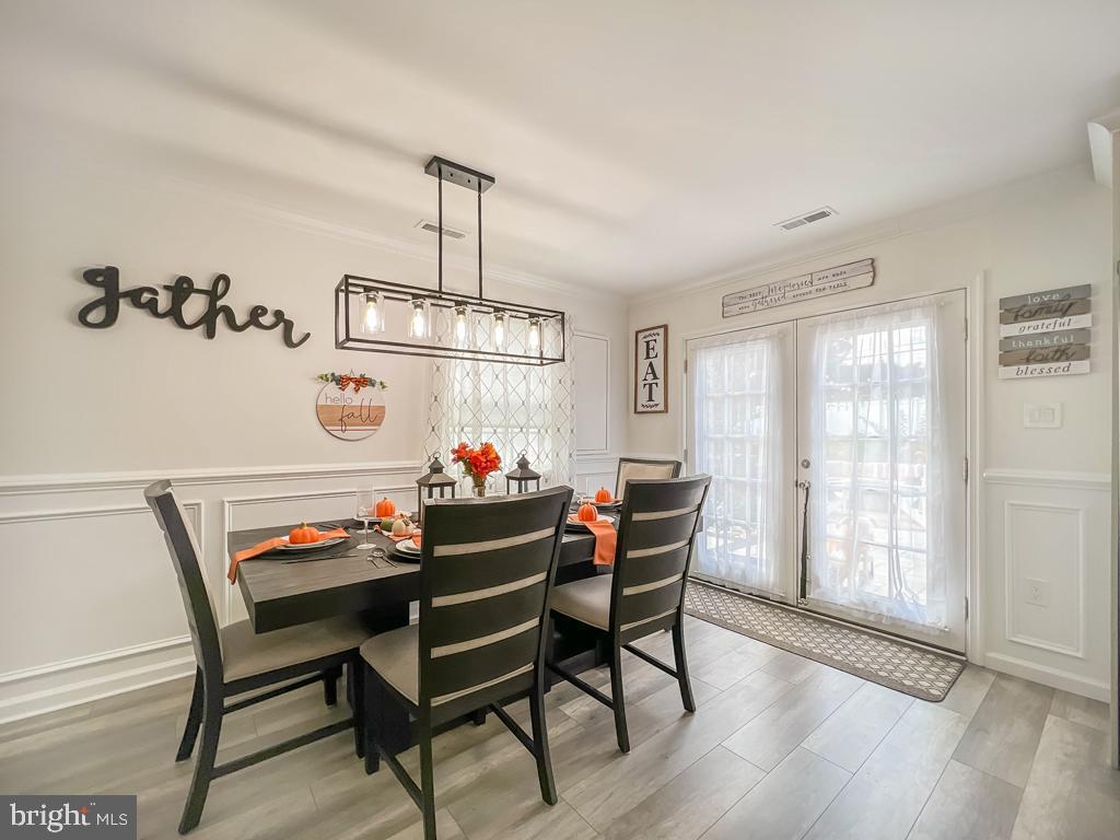 63 Red Maple Lane Levittown, PA 19055 - Photo 15 of 45 Dinning Area w/access to Backyard