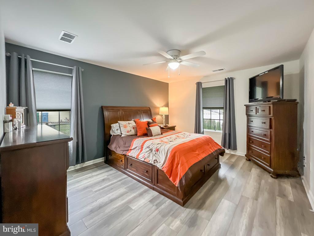 63 Red Maple Lane Levittown, PA 19055 - Photo 21 of 45