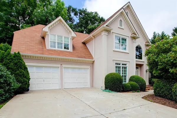 $724,900 | 3305 Greencastle Chase Northeast, Marietta, GA 30062
