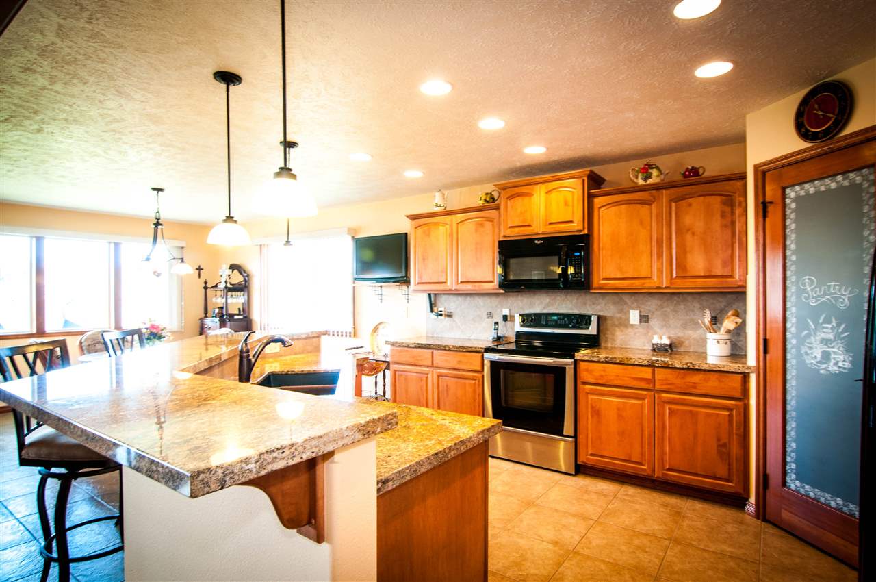 1026 South Harmony Road Greenacres, WA 99016 - Photo 3 of 19 Gallery Image 3
