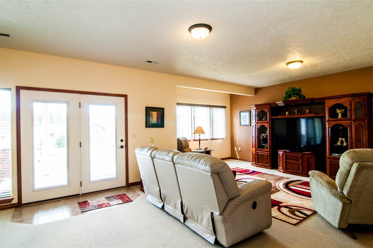 1026 South Harmony Road Greenacres, WA 99016 - Photo 6 of 19 Gallery Image 6