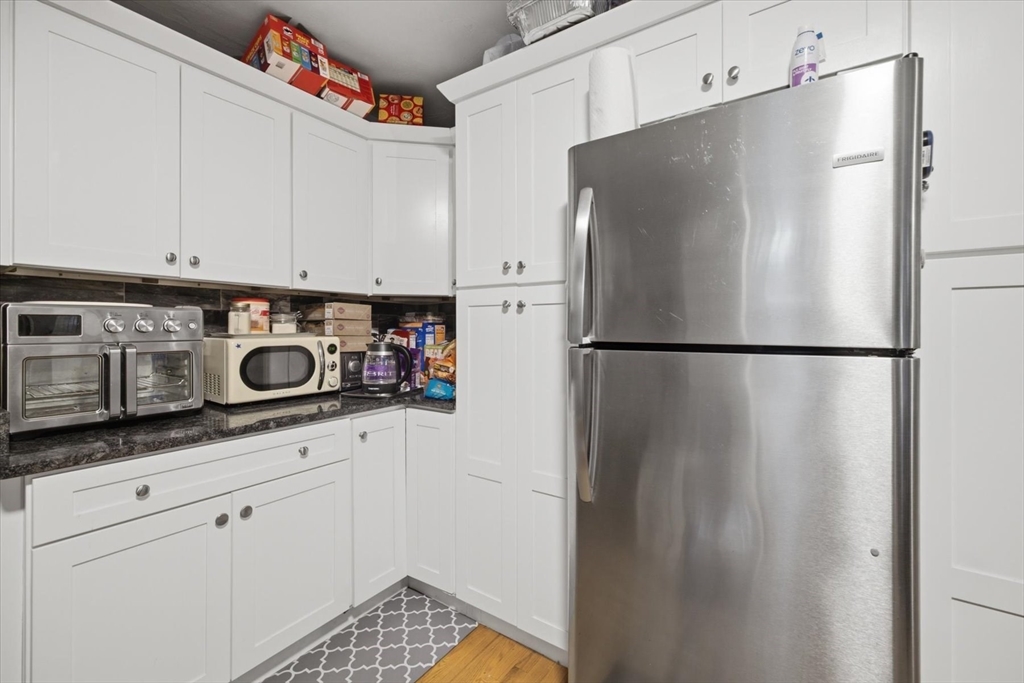 20 Riverside Square Boston, MA 02136 - Photo 7 of 18 Gallery Image 7