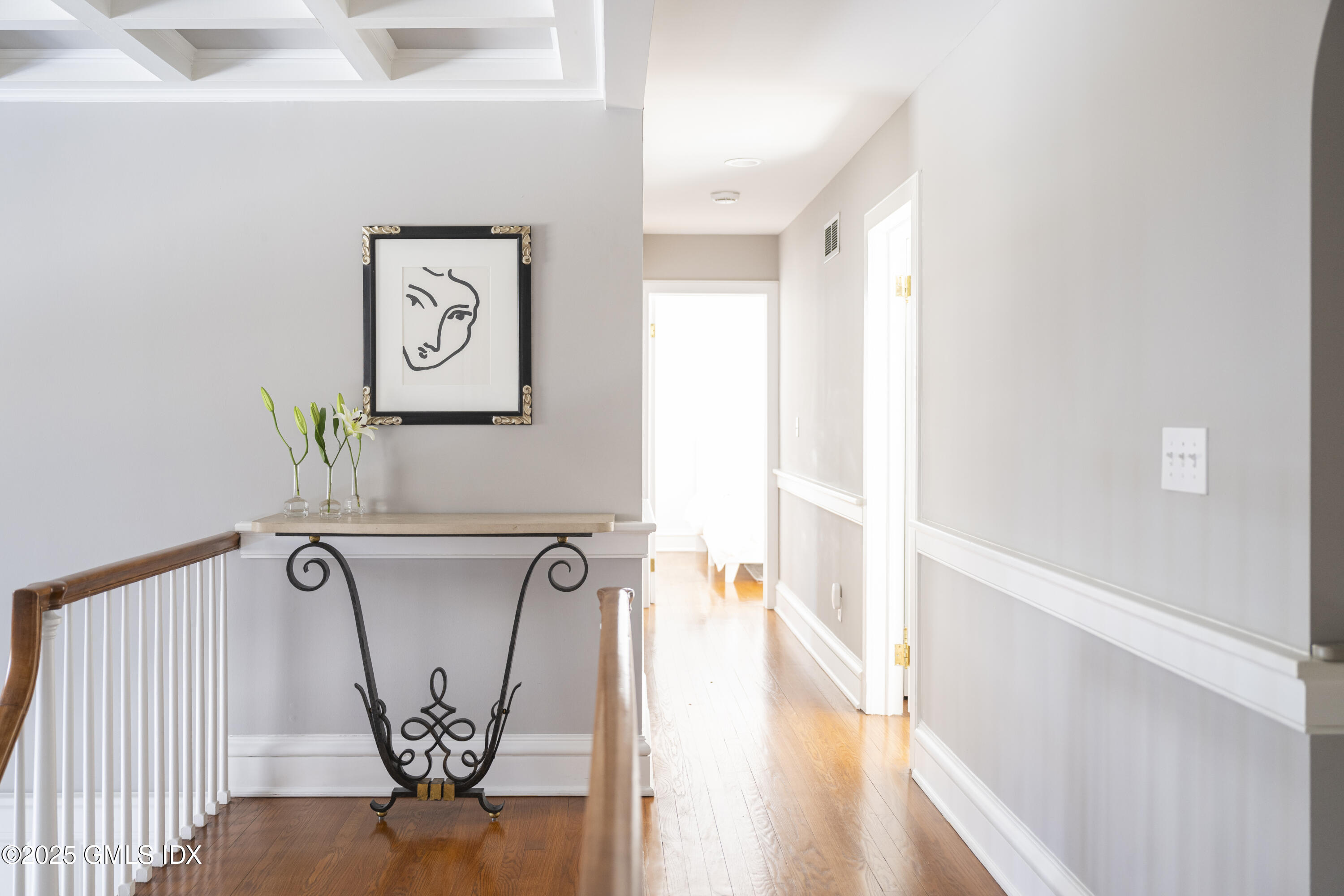 44 North Porchuck Road Greenwich, CT 06831 - Photo 24 of 61 2nd Floor Hallway