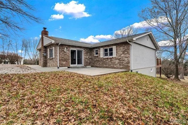 $279,900 | 8050 Local Hillsboro Road, Cedar Hill, MO 63016