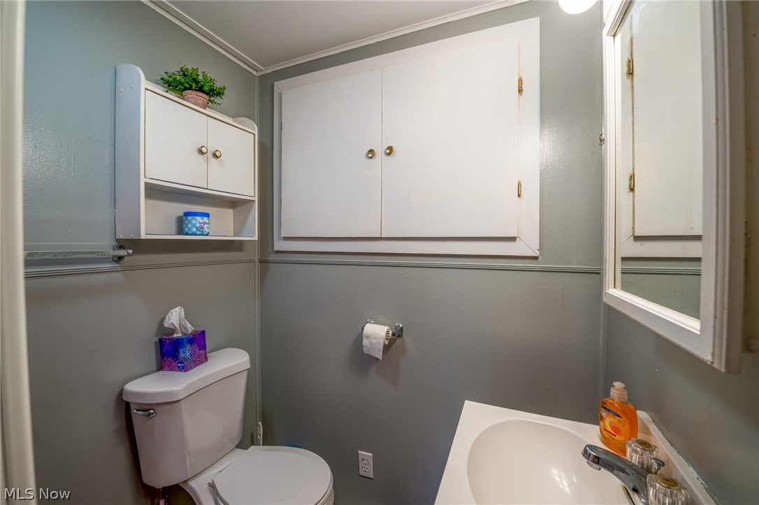 2068 Vesper Road Southwest Carrollton, OH 44615 - Photo 10 of 16 Gallery Image 10
