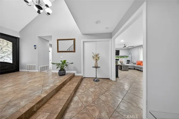 $4,950 | 25047 Avenida Balita, Valencia, CA 91355