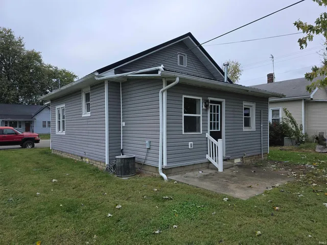 $129,500 | 1044 13th Street, Tell City, IN 47586
