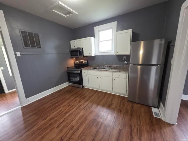 $109,000 | 1044 13th Street, Tell City, IN 47586