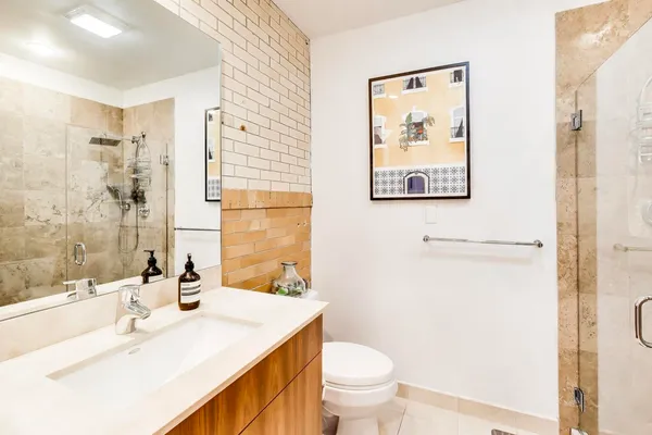 $4,200 | 1128 West Ardmore Avenue, Unit 9, Chicago, IL 60660