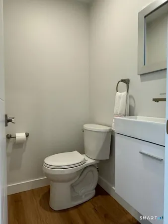 $3,900 | 429 Round Hill Road, Fairfield, CT 06824