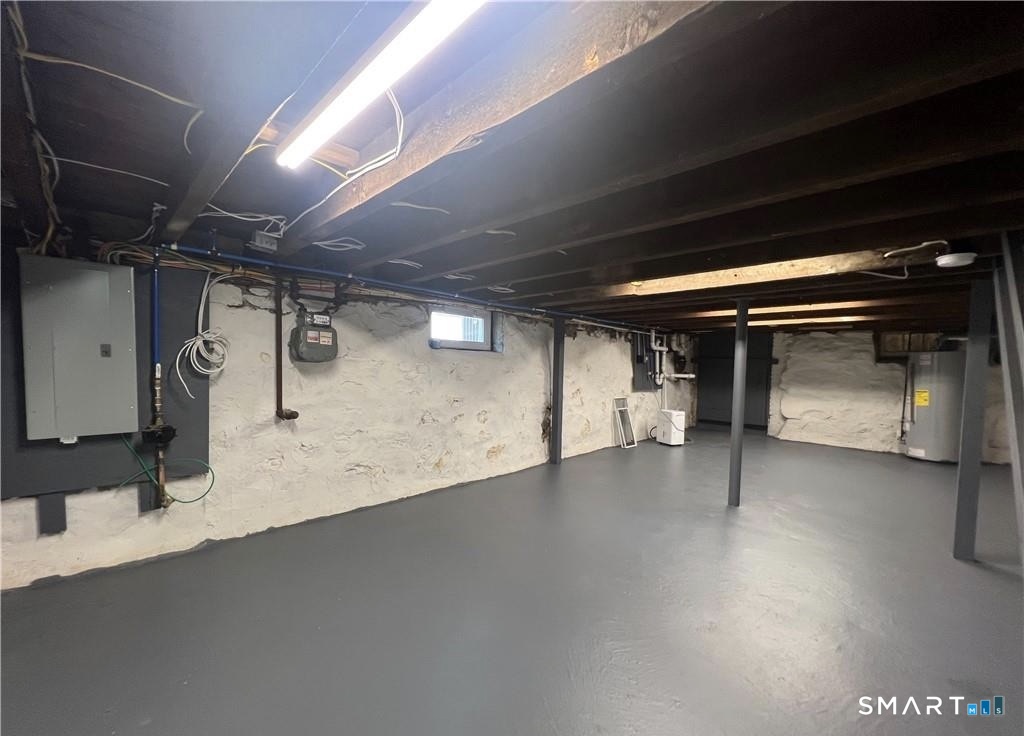 429 Round Hill Road Fairfield, CT 06824 - Photo 20 of 21