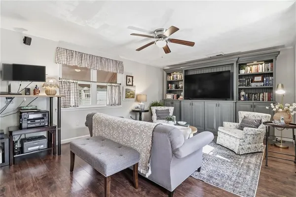 $400,000 | 915 Pine Manor, Marietta, GA 30066
