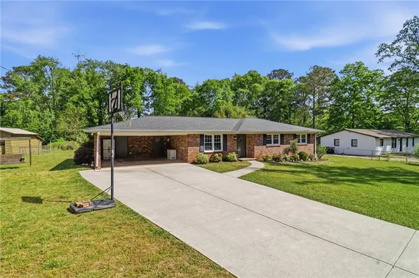 $400,000 | 915 Pine Manor, Marietta, GA 30066
