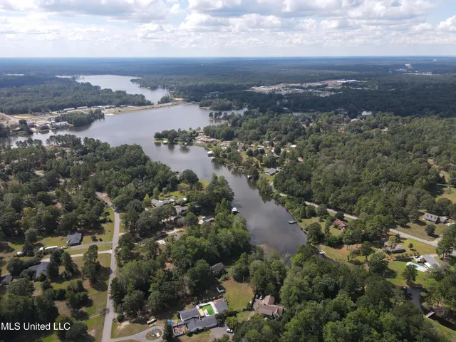 $74,500 | Baracuda Drive, Hattiesburg, MS 39402