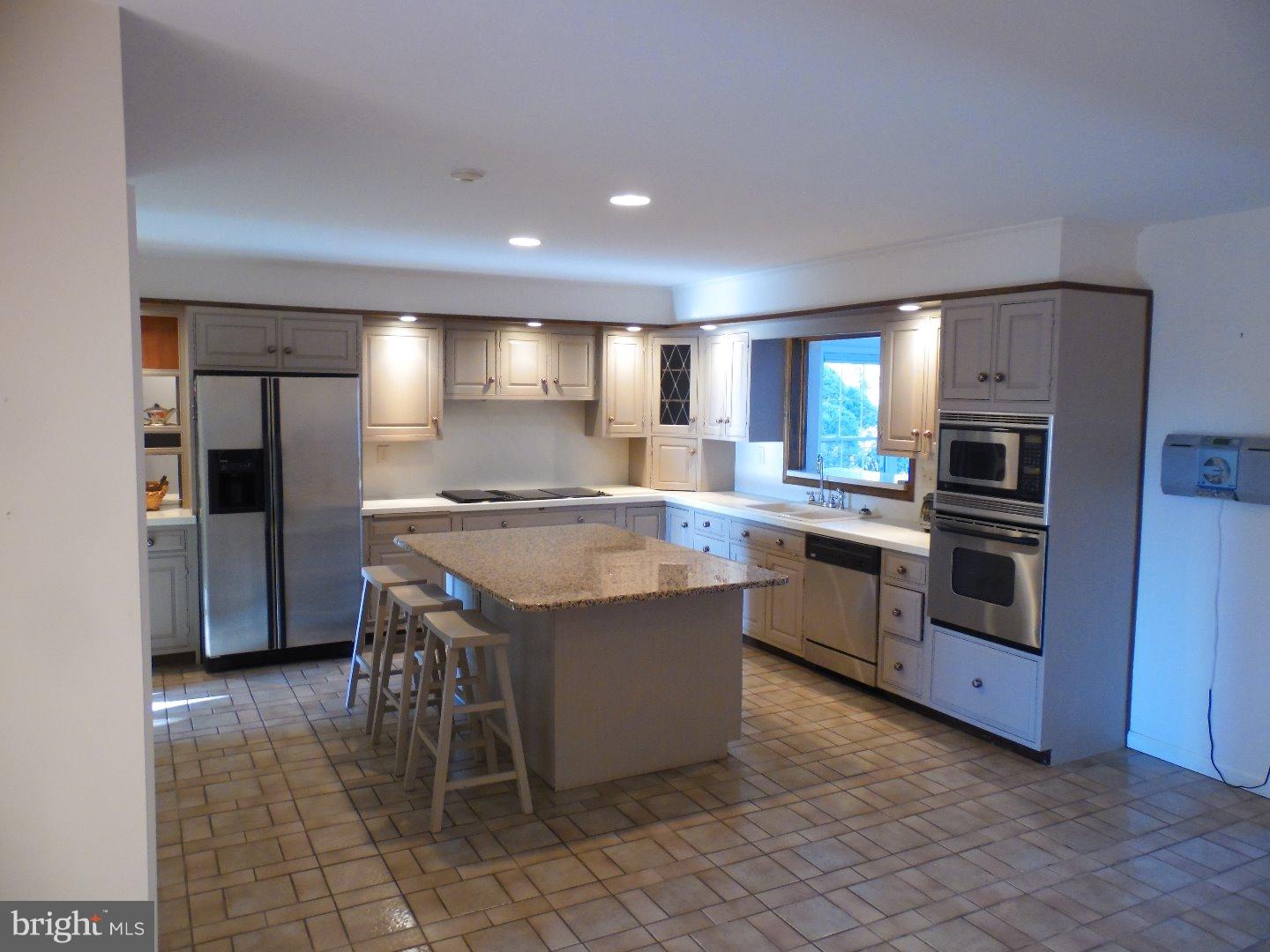146 Davis Road Malvern, PA 19355 - Photo 11 of 25