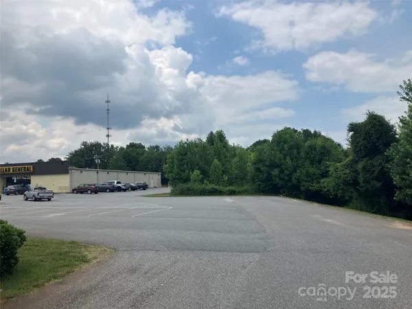 $250,000 | 1320 Burkemont Avenue, Morganton, NC 28655