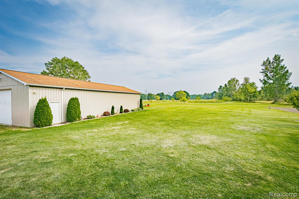 9429 Brandon Road Avoca, MI 48006 - Photo 42 of 44