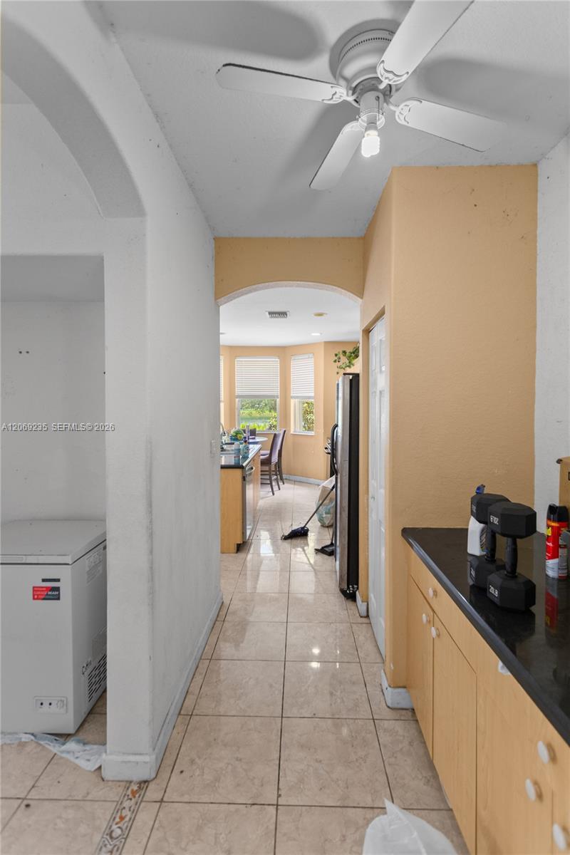 1721 Southeast 20th Road Homestead, FL 33035 - Photo 11 of 53 Gallery Image 11